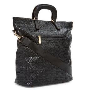 💕•black tote bag w/detachable strap•